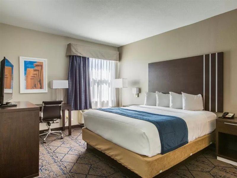 Hotel Baymont By Wyndham Albuquerque Airport Exteriér fotografie